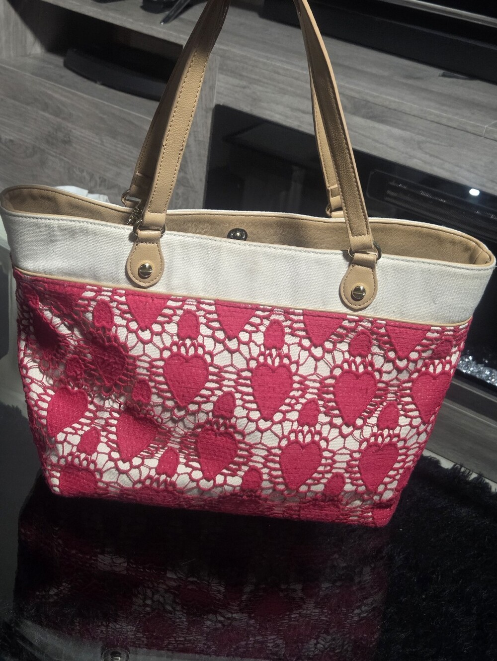 Betsey Johnson Lacey Heart Tote & Wristlet - Picture 6 of 14